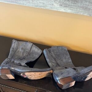 Stylish Gray Ankle Boots